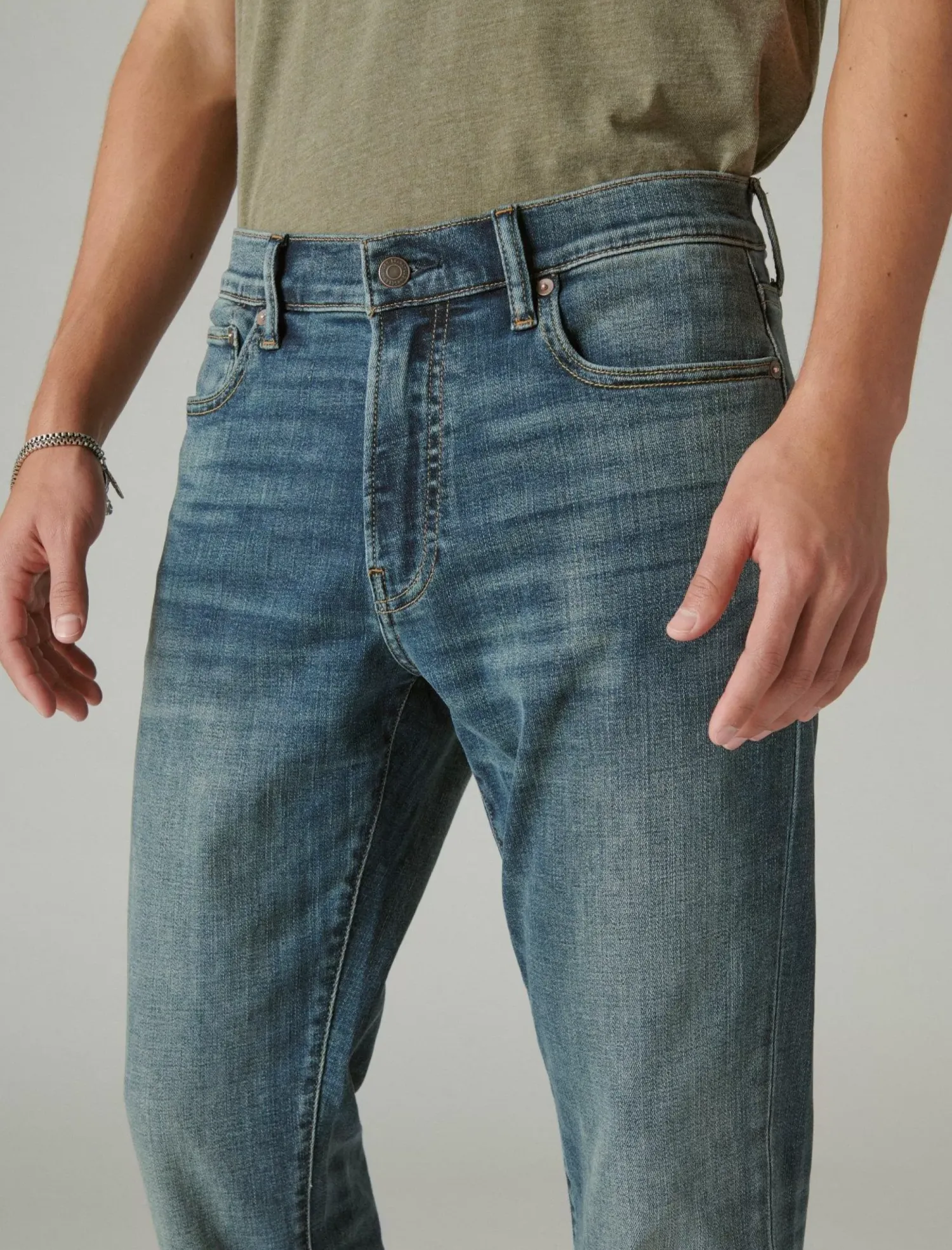 Lucky Brand 410 athletic straight coolmax stretch jean mcarthur*MEN|JEANS Jeans|Straight|Athletic