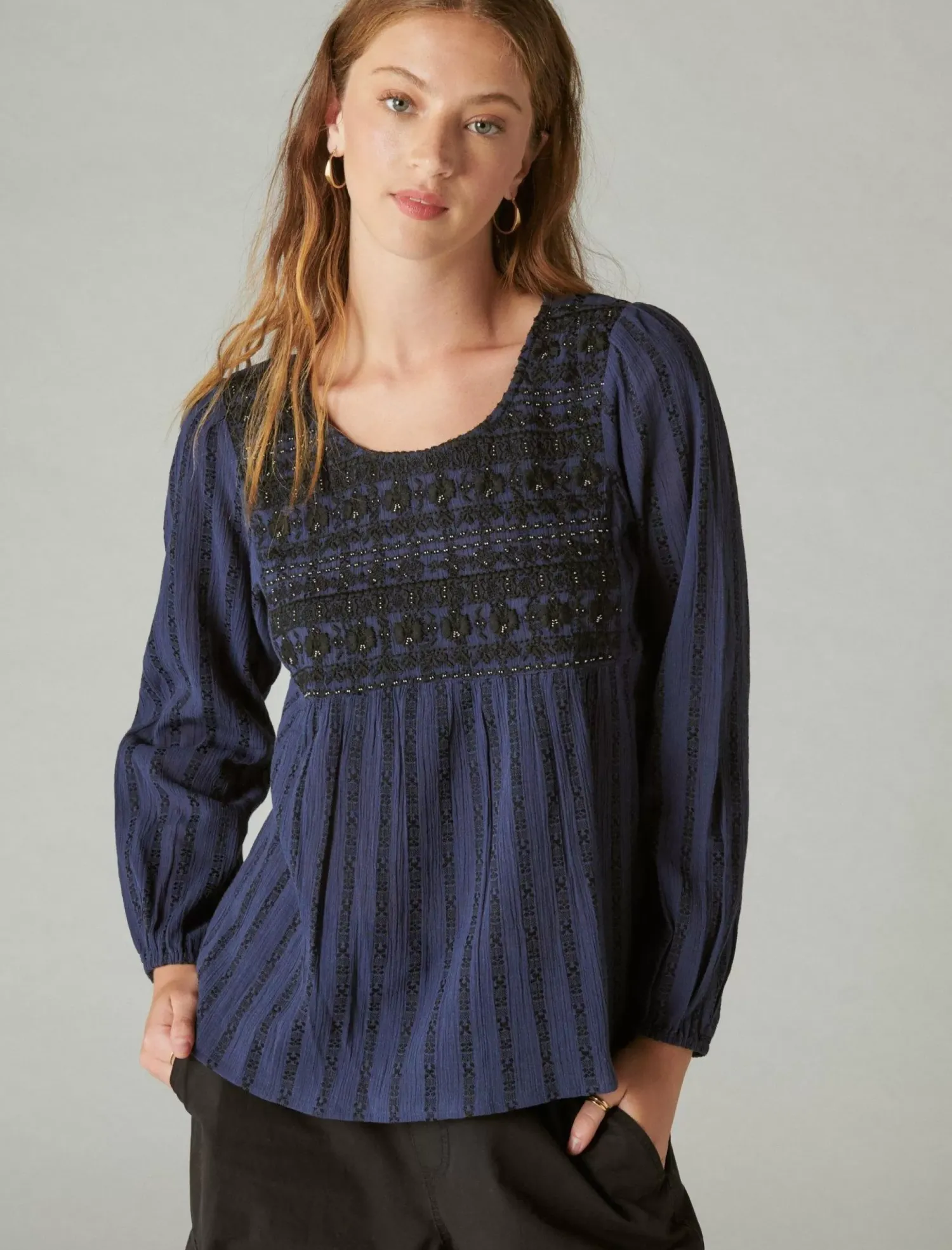 Lucky Brand beaded embroidered peasant top navy*WOMEN Blouses