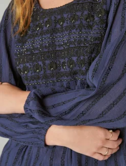 Lucky Brand beaded embroidered peasant top navy*WOMEN Blouses