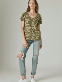 Lucky Brand classic v-neck green camo*WOMEN Graphic Tees