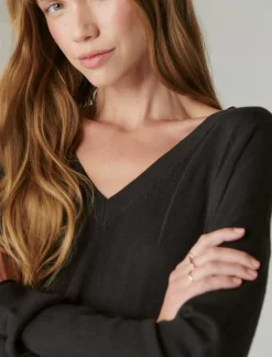 Lucky Brand cloud soft v neck sweater jet black*WOMEN Sweaters & Sweatshirts