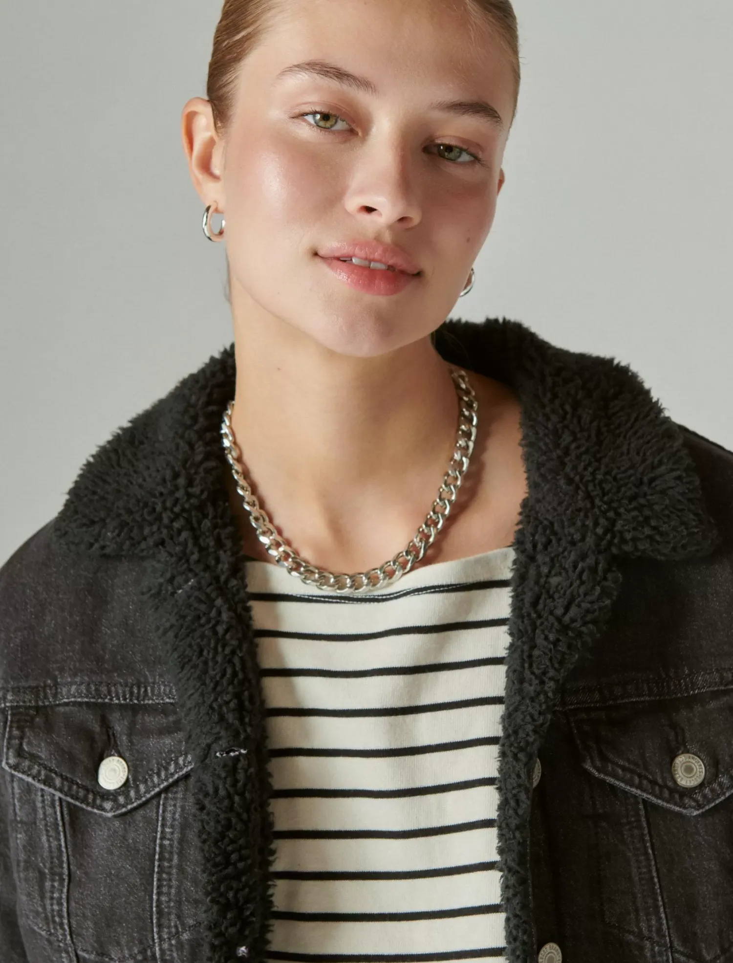 Lucky Brand faux shearling lined denim trucker jacket black hole*WOMEN Jackets & Outerwear