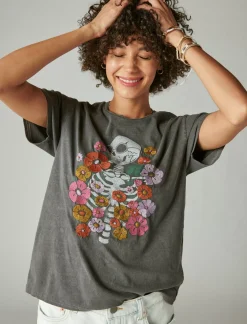 Lucky Brand flowers and skeleton classic crew plum kitten*WOMEN Graphic Tees