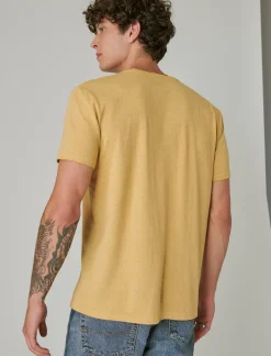 Lucky Brand journey scarab honey mustard*MEN Graphic Tees