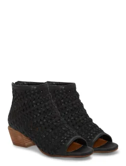 Lucky Brand mofira flat black*WOMEN Shoes