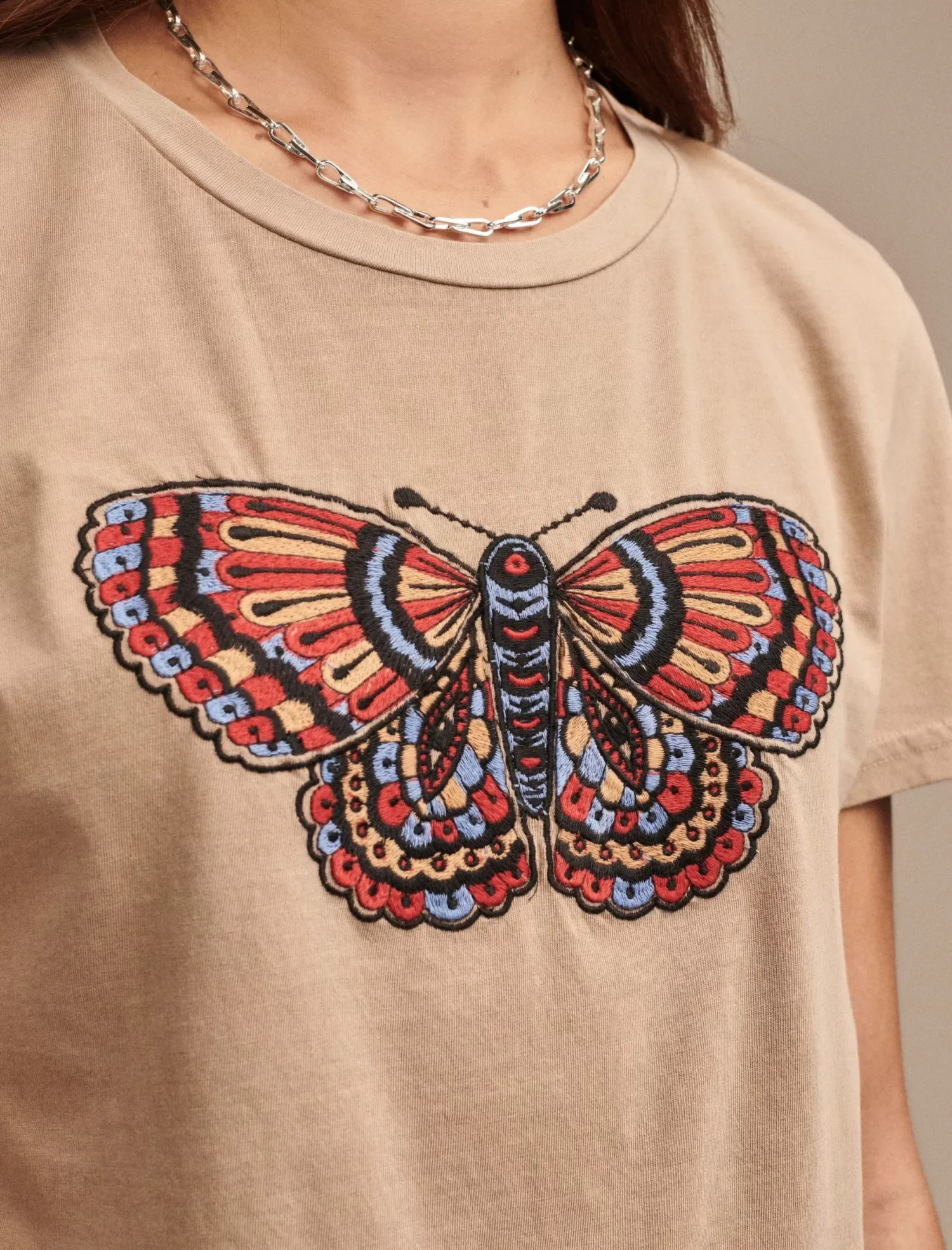 Lucky Brand multi color butterfly classic crew light taupe*WOMEN Graphic Tees