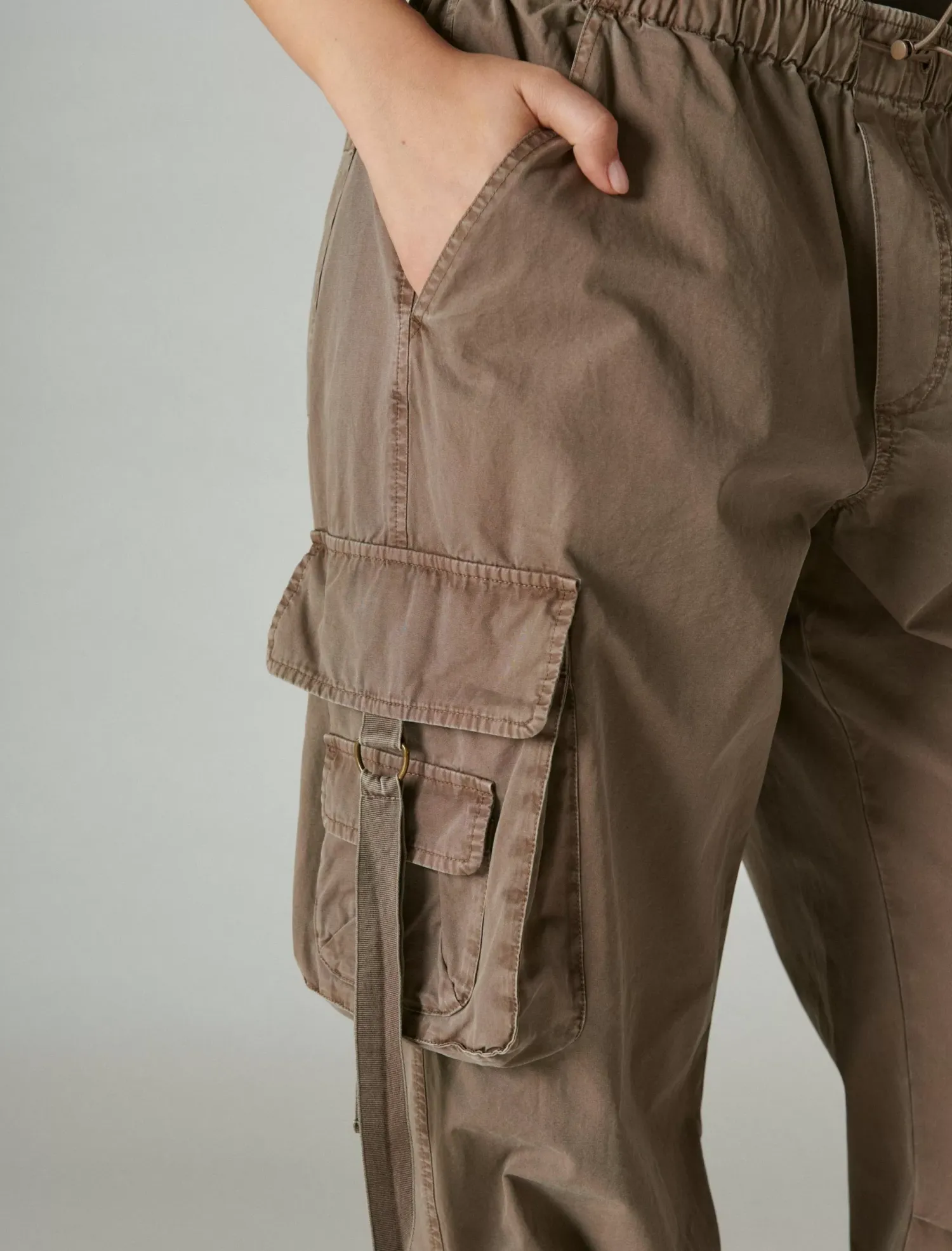 Lucky Brand parachute cargo pant mushroom*WOMEN Pants