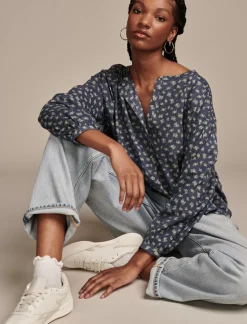 Lucky Brand printed smocked detail blouse navy multi*WOMEN Blouses