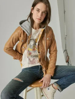 Lucky Brand queen of spades classic crew soft pink*WOMEN Graphic Tees