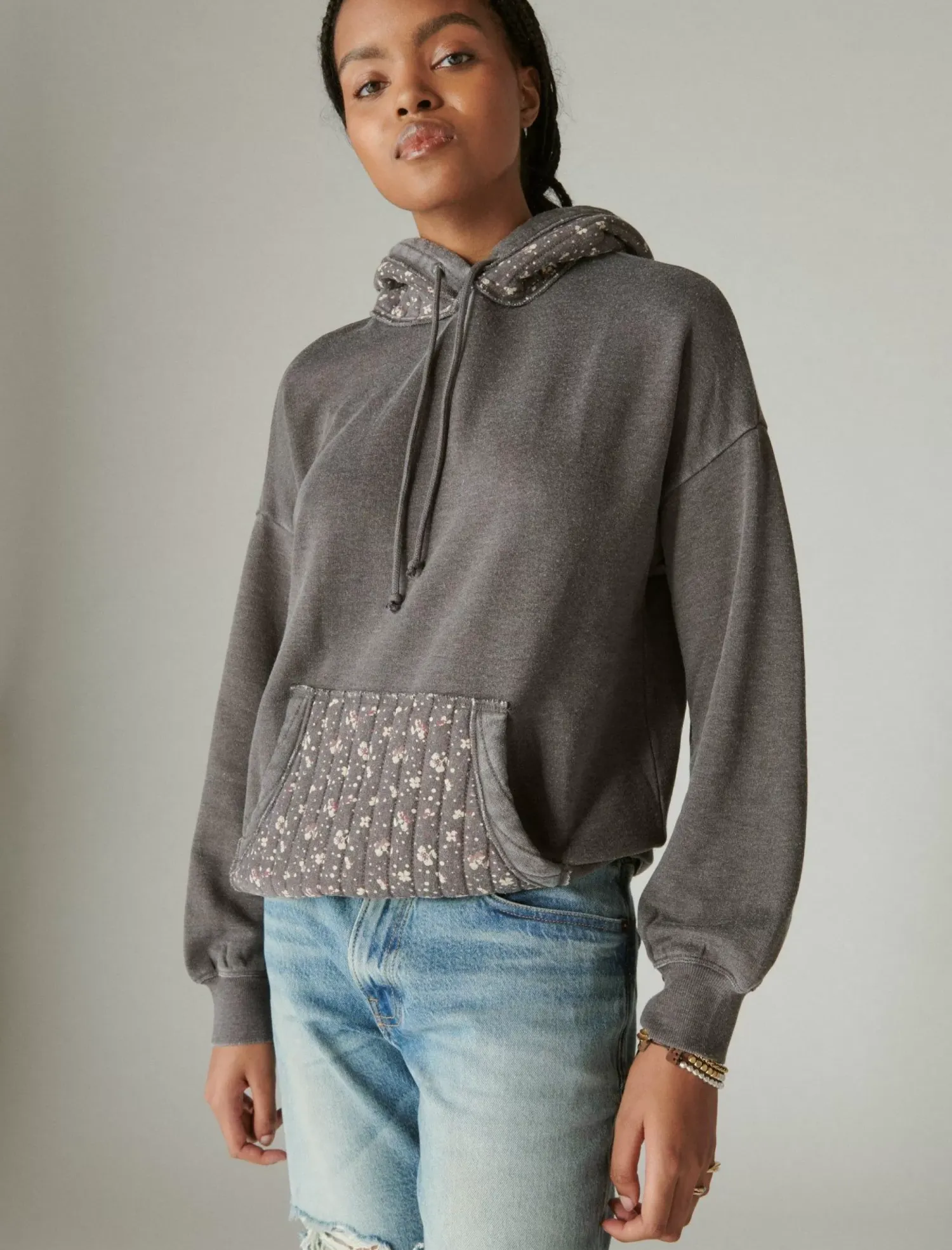 Lucky Brand quilted patchwork hoodie raven multi*WOMEN Activewear