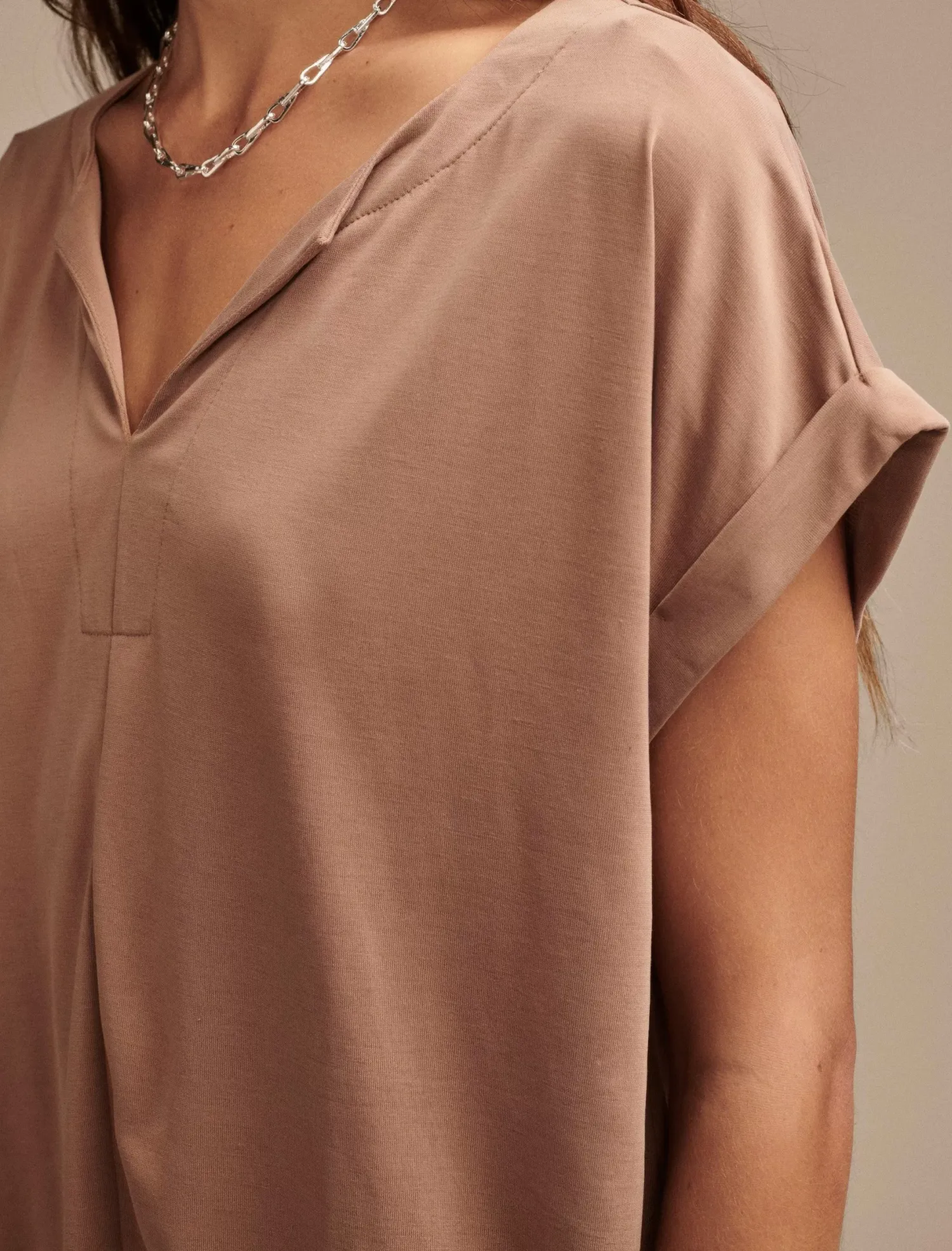 Lucky Brand sandwash notch neck tee mocha mousse*WOMEN Knit Tops