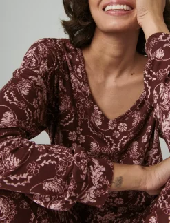 Lucky Brand v-neck printed pullover sleep set light red*WOMEN Intimates & Sleepwear